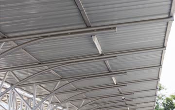 installing Craignant metal roofing